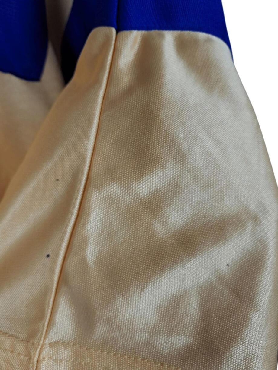 Détail du maillot 1992-94 – Suède – Maillot domicile (L)