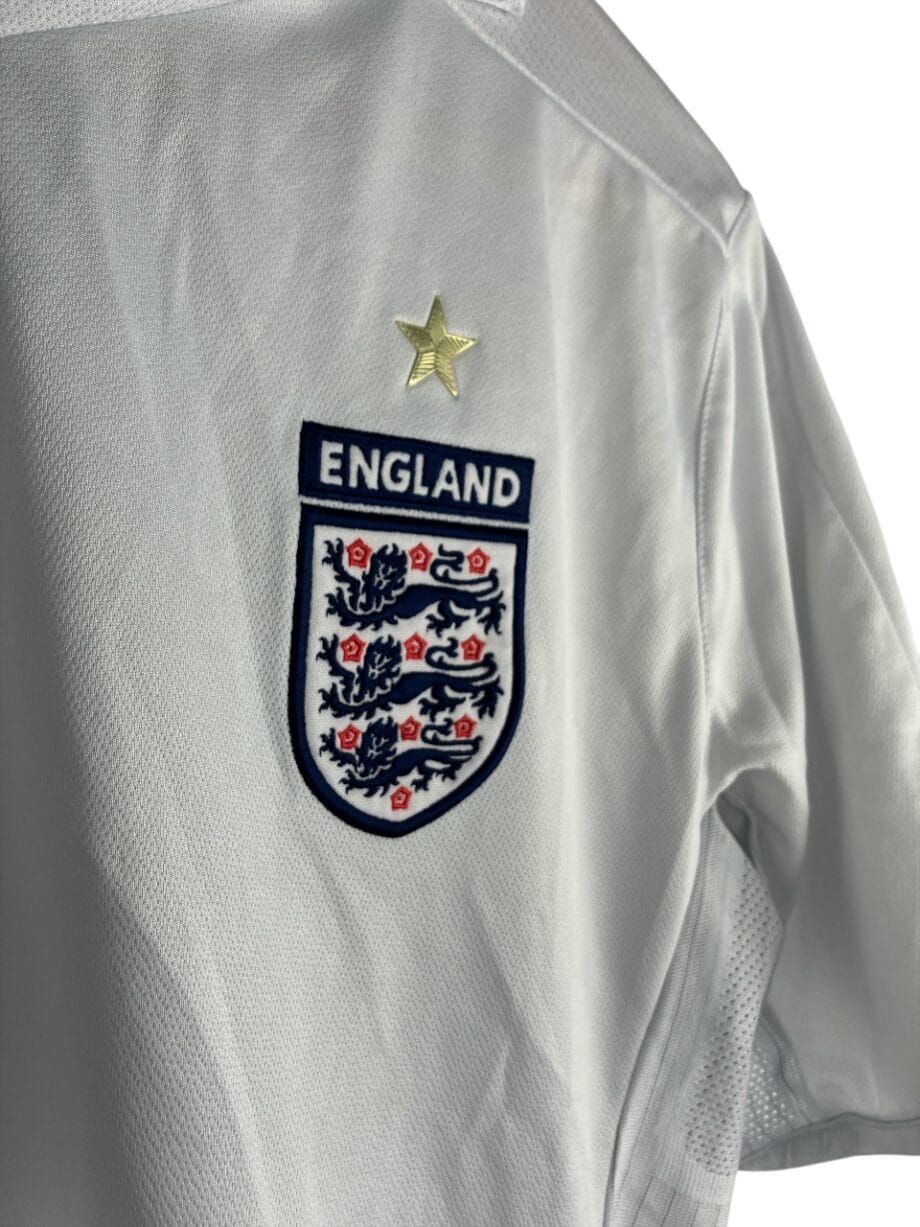 Détail logo 2005-06 – Angleterre – Maillot domicile (M)